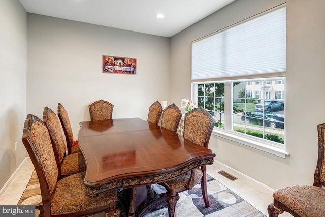 11 WORSHAM LN, Fredericksburg, VA 22405