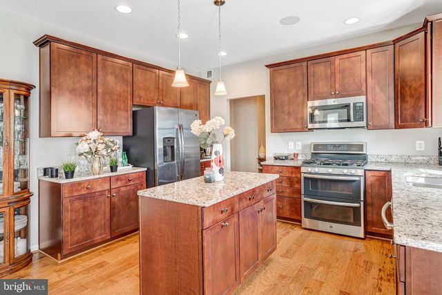 11 WORSHAM LN, Fredericksburg, VA 22405