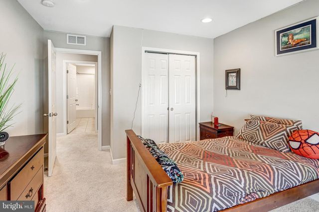 11 WORSHAM LN, Fredericksburg, VA 22405