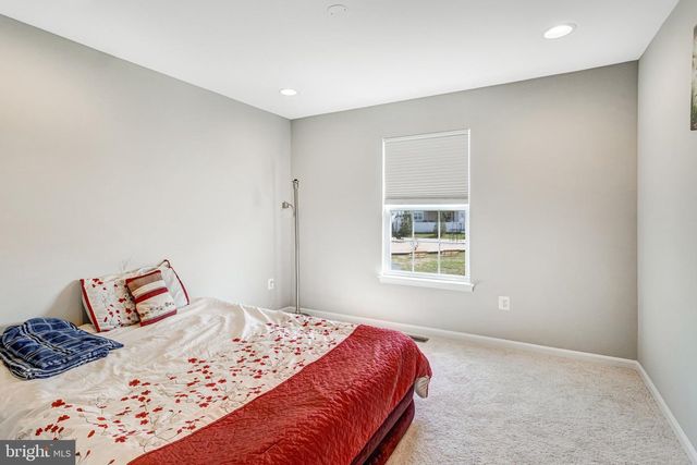 11 WORSHAM LN, Fredericksburg, VA 22405