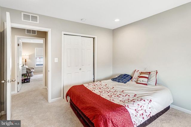 11 WORSHAM LN, Fredericksburg, VA 22405