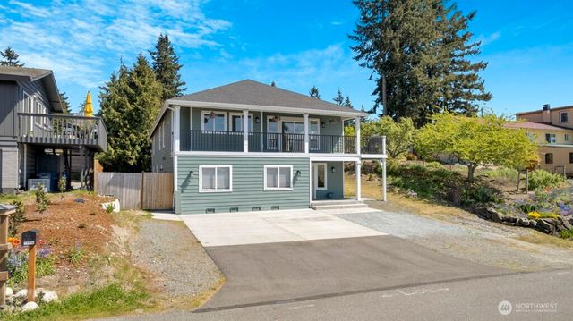 20916 3rd Avenue S, Des Moines, WA 98198