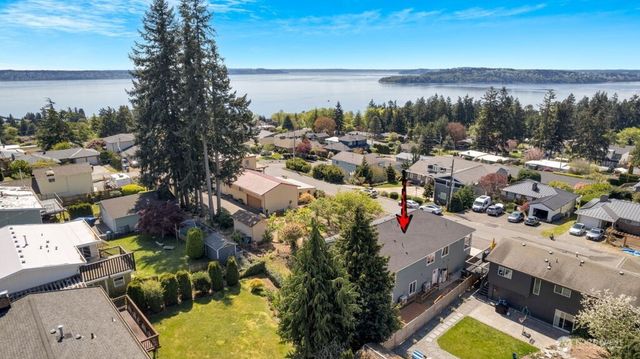 20916 3rd Avenue S, Des Moines, WA 98198