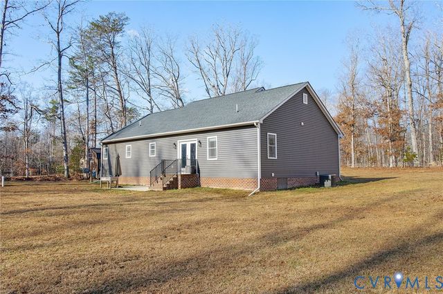 4883 Old Fredericksburg Rd, Mineral, VA 23117