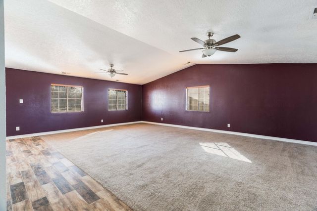 1048 Goff Boulevard SW, Albuquerque, NM 87105