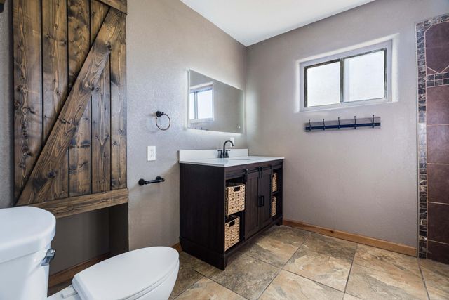 1048 Goff Boulevard SW, Albuquerque, NM 87105