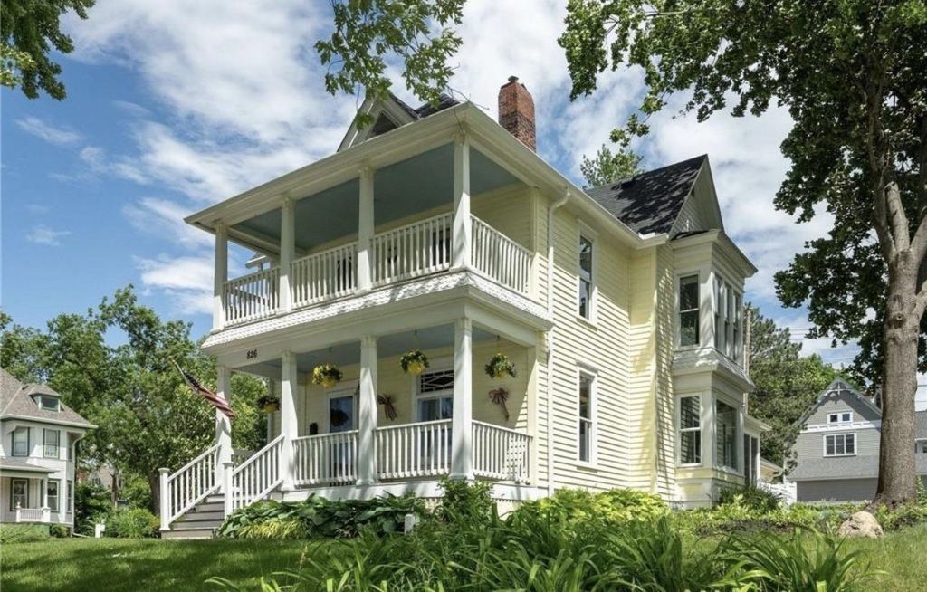 826 2nd Street, Hudson, WI 54016