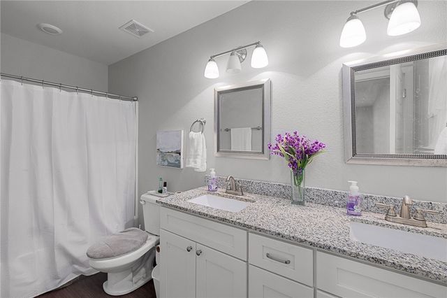 5 Ettington Lane, Bella Vista, AR 72714