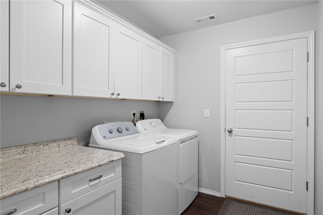 5 Ettington Lane, Bella Vista, AR 72714