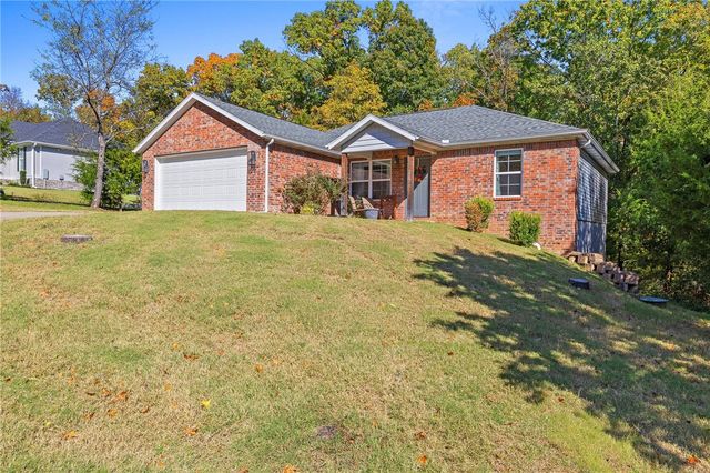 5 Ettington Lane, Bella Vista, AR 72714