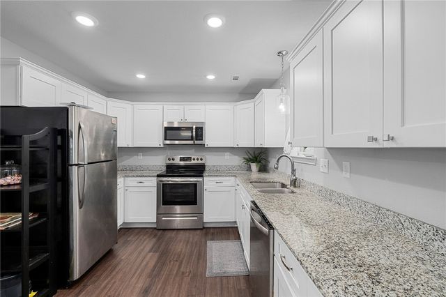 5 Ettington Lane, Bella Vista, AR 72714