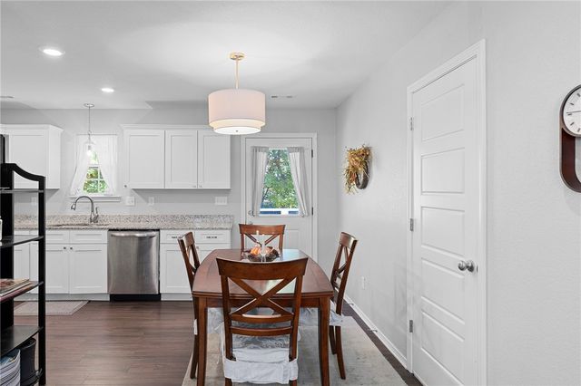 5 Ettington Lane, Bella Vista, AR 72714