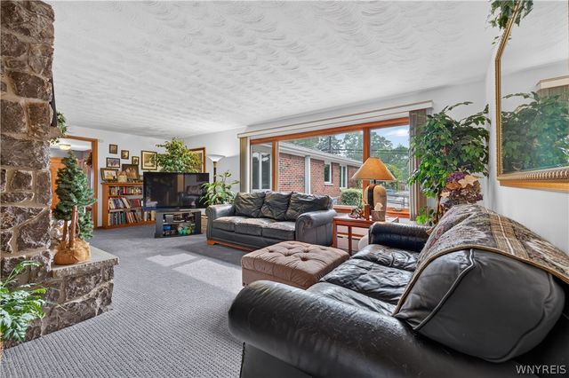 3405 Orchard Park Road, Orchard Park, NY 14127