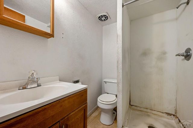 2817 7th Ave, Pueblo, CO 81003