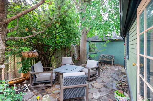 1411 6th Street, Detroit, MI 48226