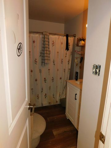 3762 N Claremont Avenue N, Fresno, CA 93727