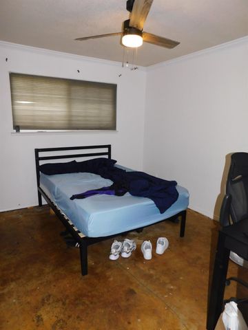 3762 N Claremont Avenue N, Fresno, CA 93727