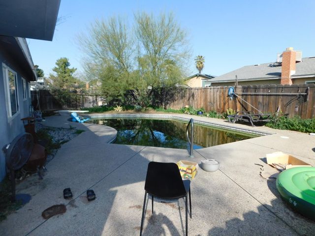 3762 N Claremont Avenue N, Fresno, CA 93727