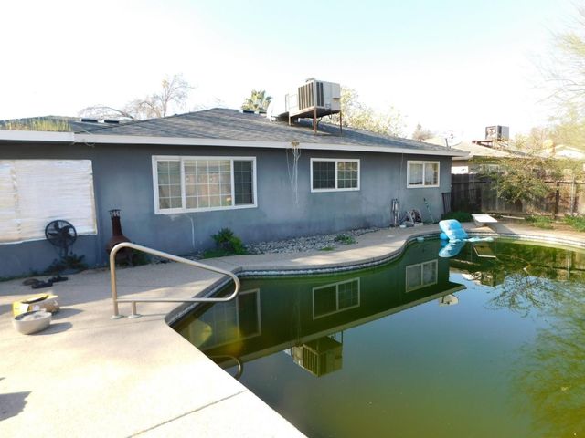 3762 N Claremont Avenue N, Fresno, CA 93727