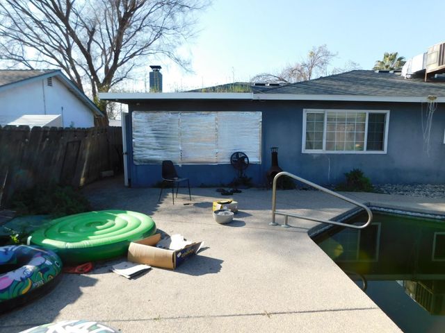 3762 N Claremont Avenue N, Fresno, CA 93727