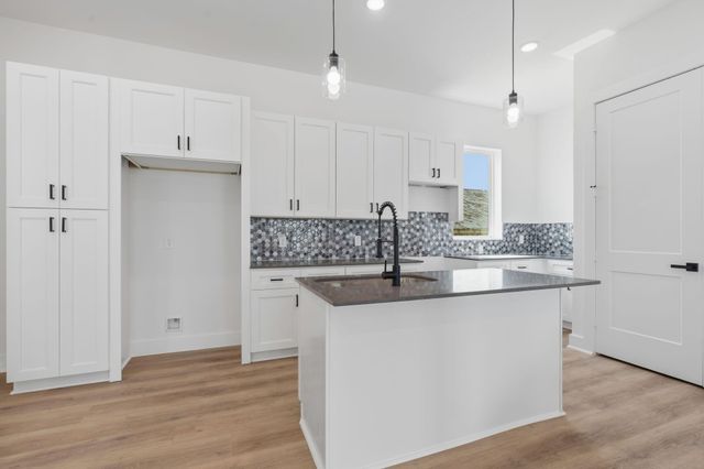 213 Foxshire Lane, Houston, TX 77047
