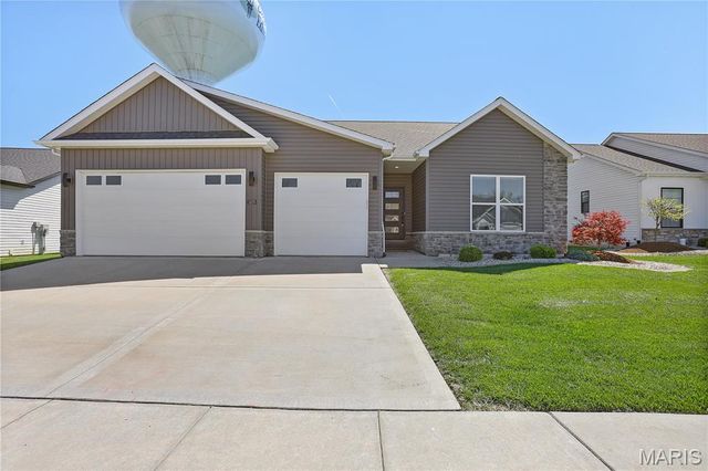1870 Cloverdale Drive, Edwardsville, IL 62025