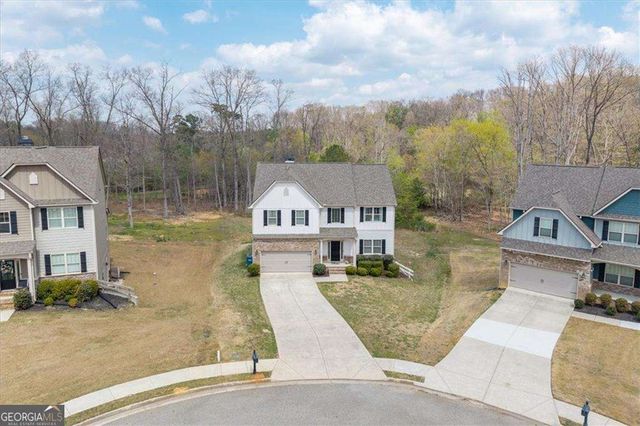 17 Four Feathers Lane NE, Rydal, GA 30171