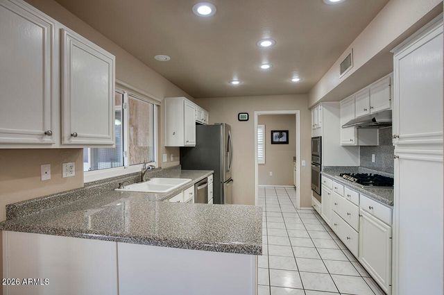 13627 W BALLAD Drive, Sun City West, AZ 85375
