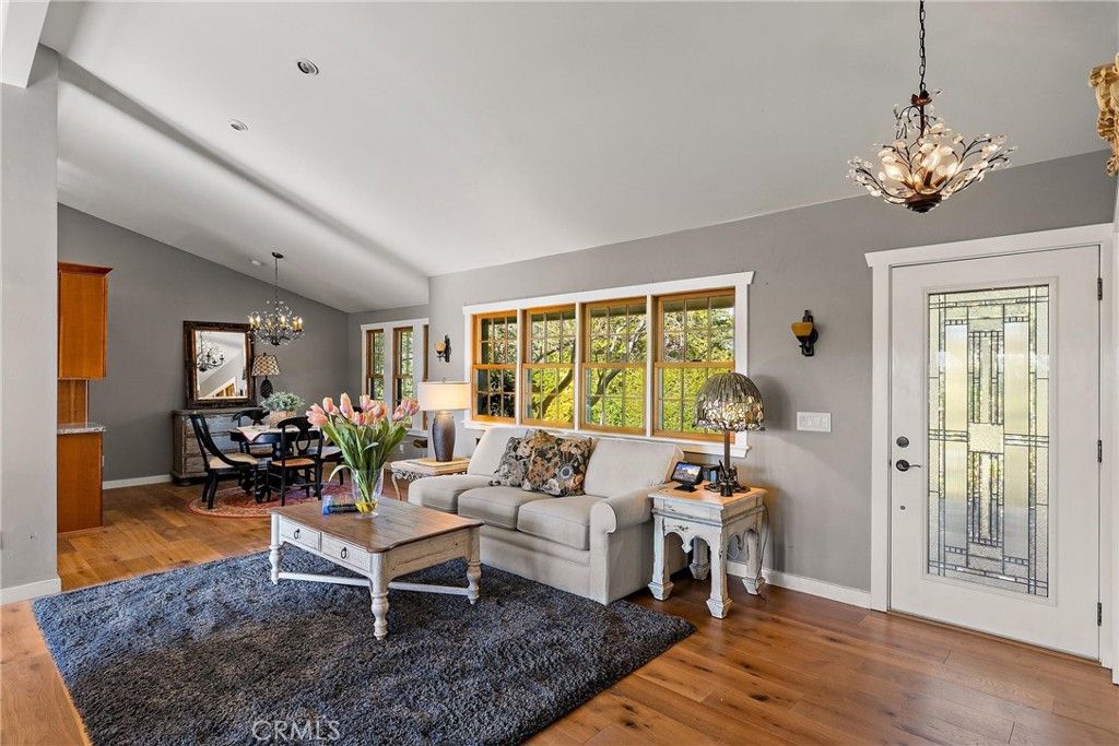 Image 10 of property listing at 9290 Carmel Rd, Atascadero, CA 93422