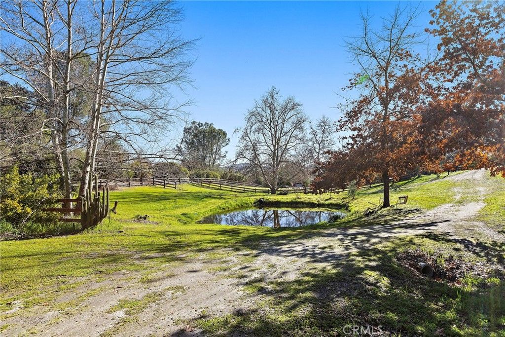 Image 37 of property listing at 9290 Carmel Rd, Atascadero, CA 93422