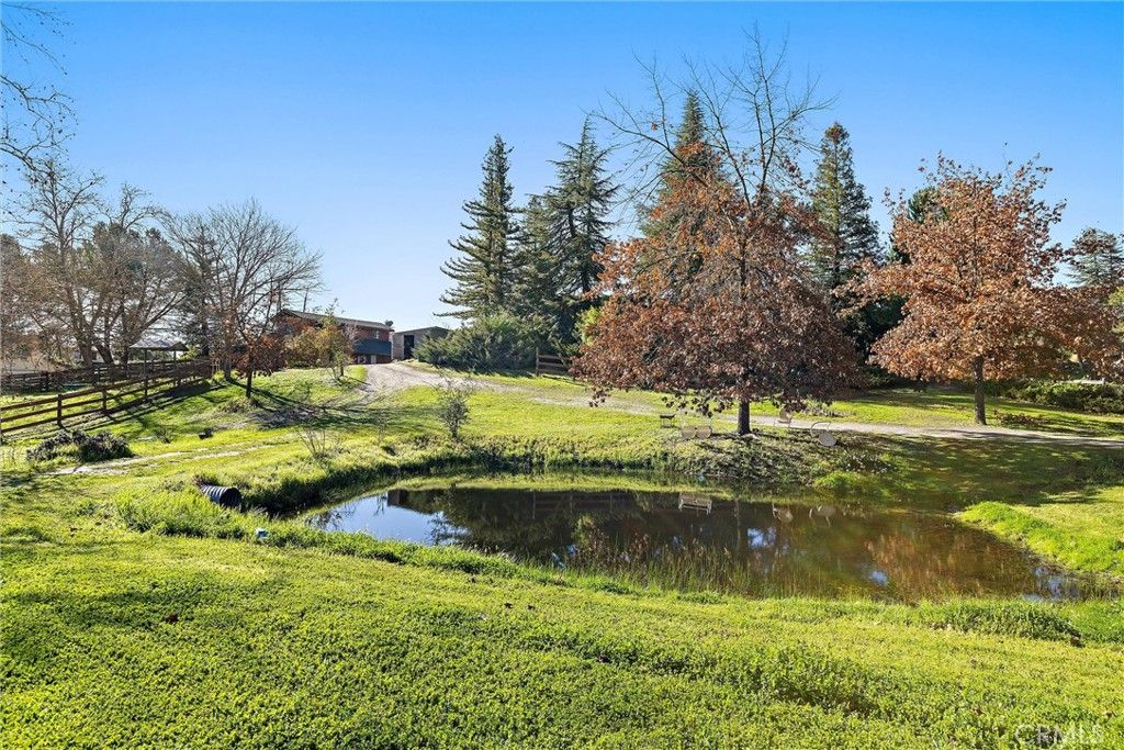 Image 40 of property listing at 9290 Carmel Rd, Atascadero, CA 93422