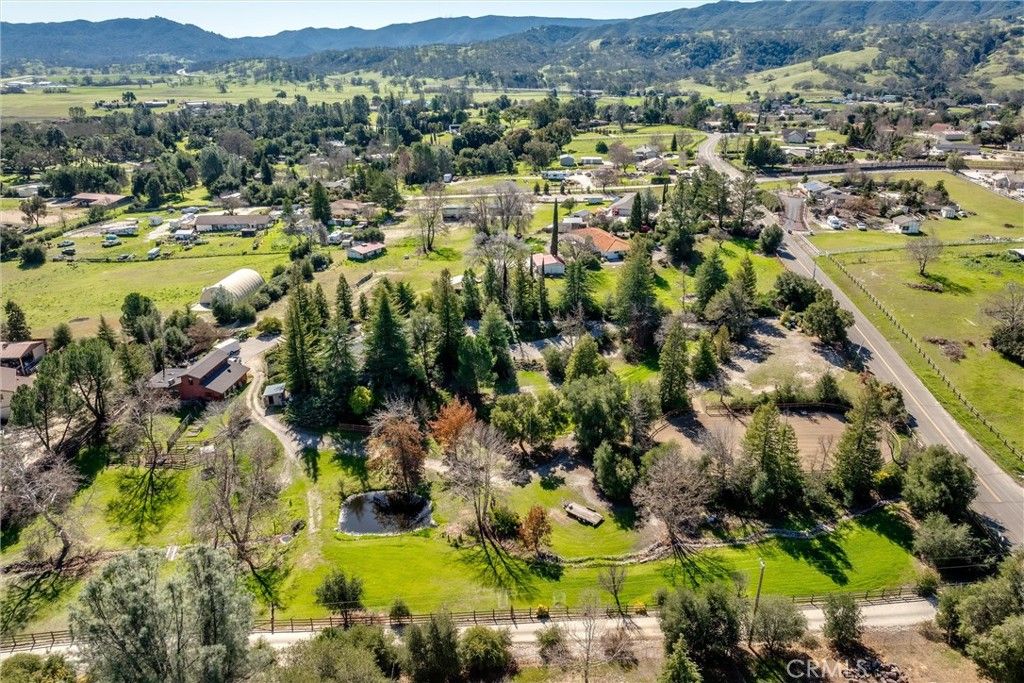 Image 43 of property listing at 9290 Carmel Rd, Atascadero, CA 93422