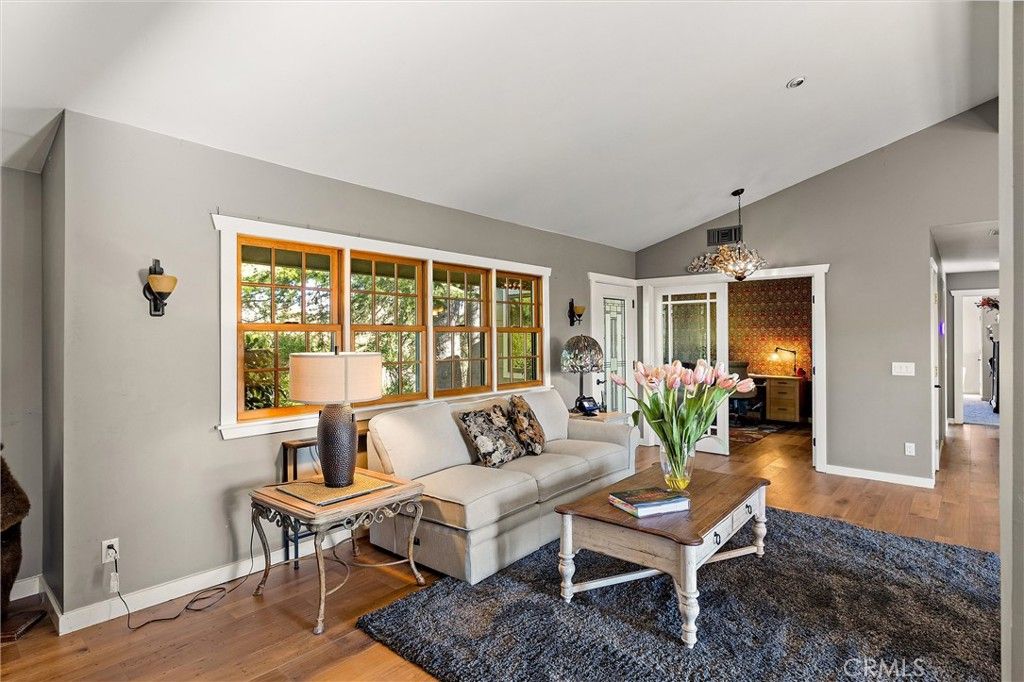 Image 9 of property listing at 9290 Carmel Rd, Atascadero, CA 93422