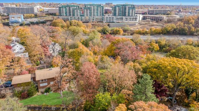 2 Shelburne Road, Yonkers, NY 10710