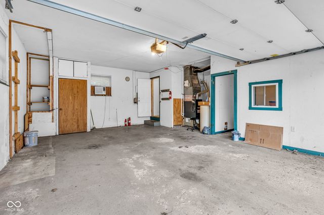 5108 Chatham Place, Indianapolis, IN 46226