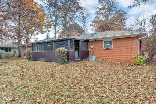 5108 Chatham Place, Indianapolis, IN 46226