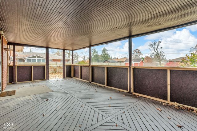 5108 Chatham Place, Indianapolis, IN 46226