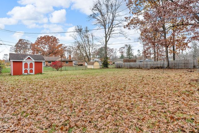 5108 Chatham Place, Indianapolis, IN 46226