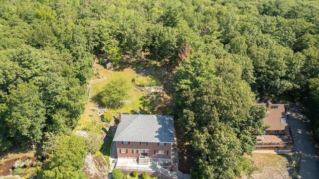12 Parkway Dr, Saugus, MA 01906