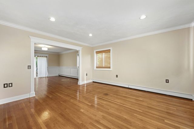 12 Parkway Dr, Saugus, MA 01906