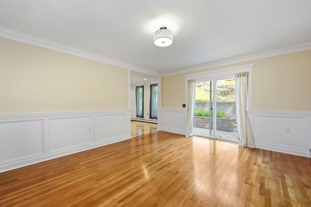 12 Parkway Dr, Saugus, MA 01906