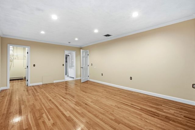 12 Parkway Dr, Saugus, MA 01906