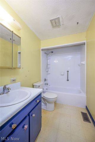 1314 Denise Drive, Kent, OH 44240