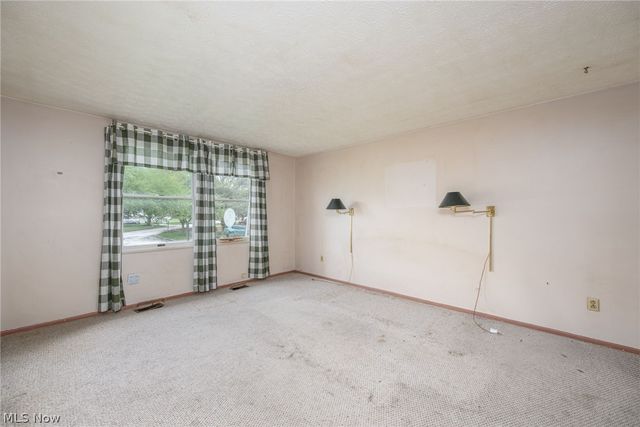 1314 Denise Drive, Kent, OH 44240
