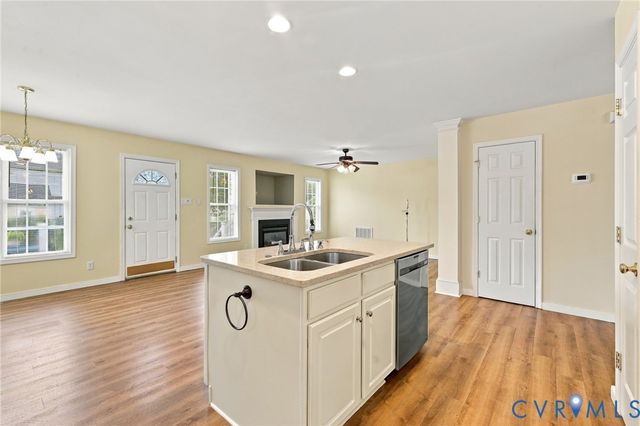 244 Huntsman Rd, Sandston, VA 23150