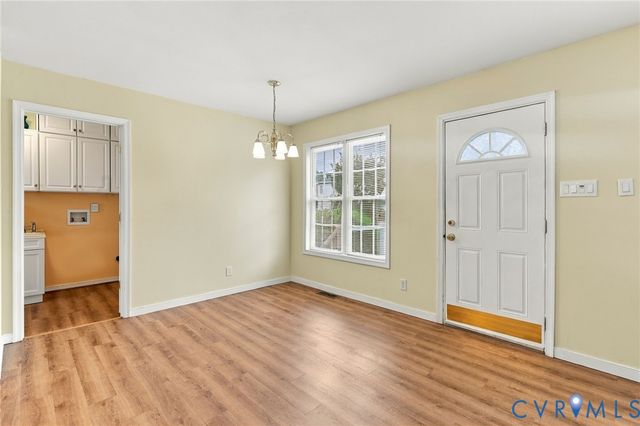 244 Huntsman Rd, Sandston, VA 23150