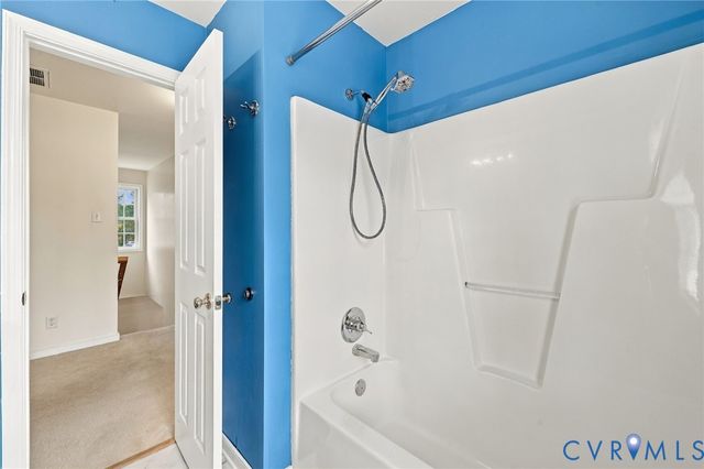 244 Huntsman Rd, Sandston, VA 23150