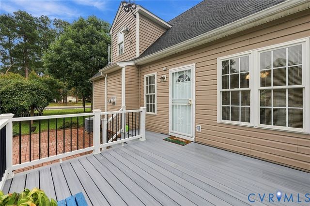 244 Huntsman Rd, Sandston, VA 23150