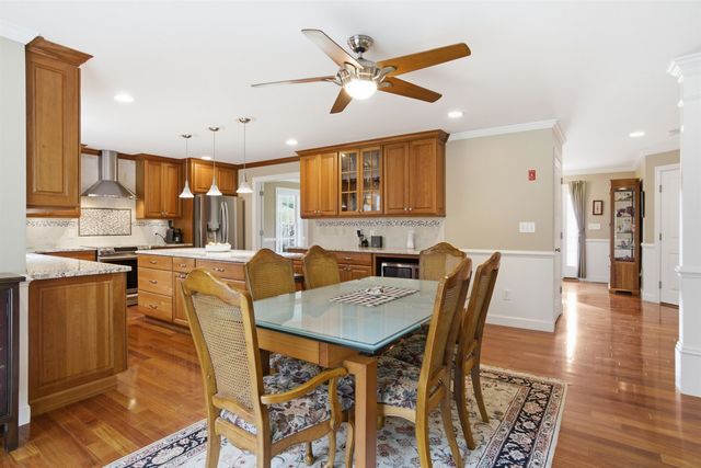26 Flintlock Road, Salem, NH 03079