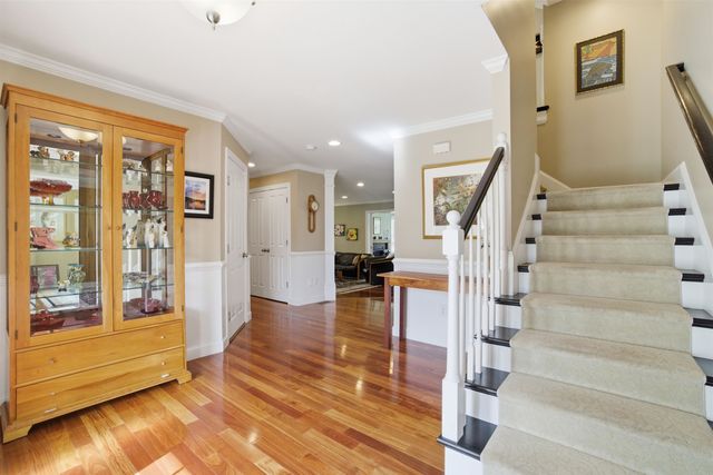 26 Flintlock Road, Salem, NH 03079
